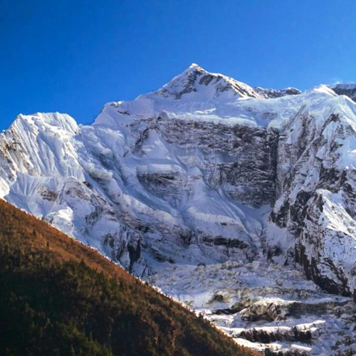Pisang Peak Climbing