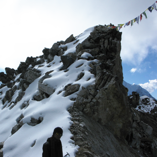 Yala Peak climbing